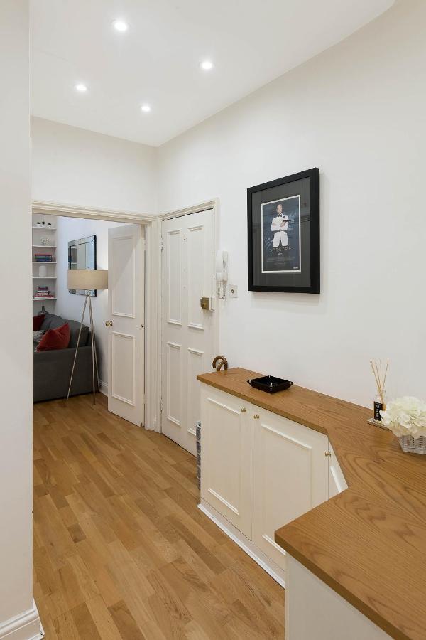 Notting Hill Apartment *