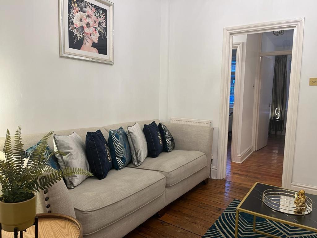 Apartment Jb Stays, Tower Bridge, Perfect For