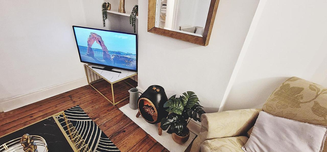 Apartment Jb Stays, Tower Bridge, Perfect For