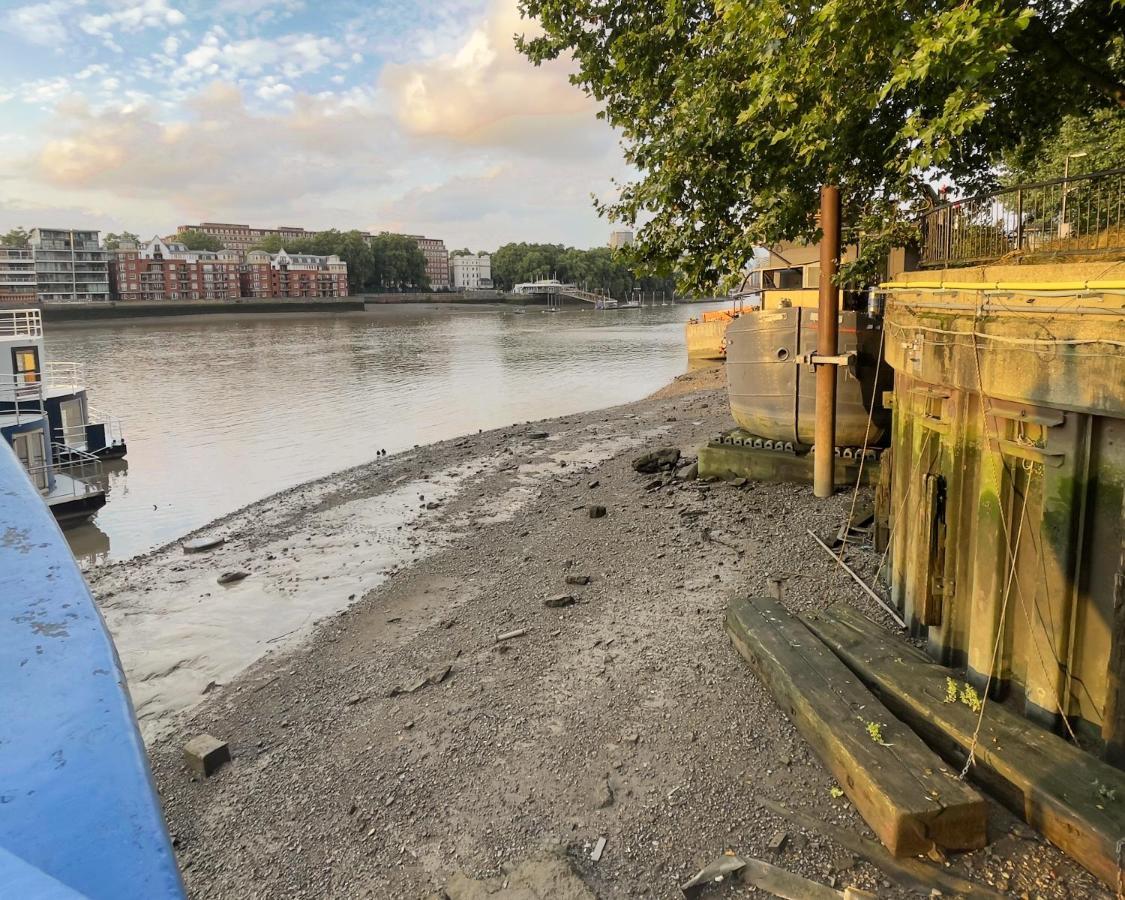 One Of A Kind - Converted Ship In The Heart Of Botel Londen