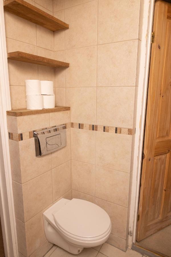 Apartment The Angel Place Hideaway - Fair 4bdr House With Terrace