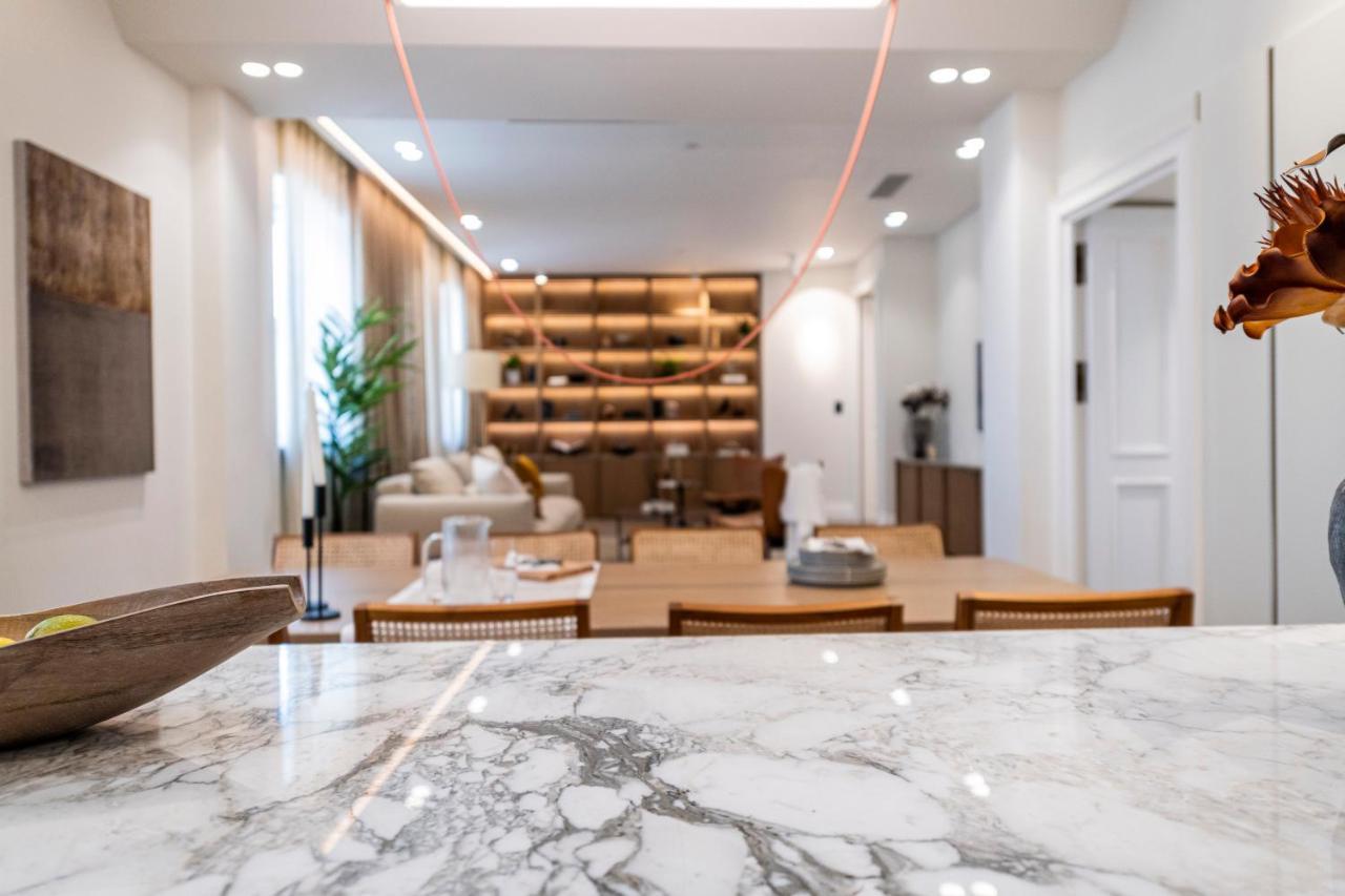 Apartment Covent Garden Piazza By Stayo