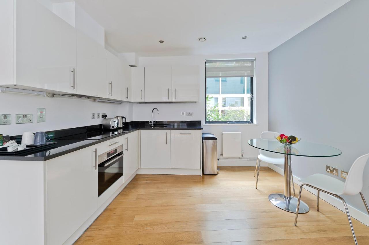 Red Lion Court By City2stay London