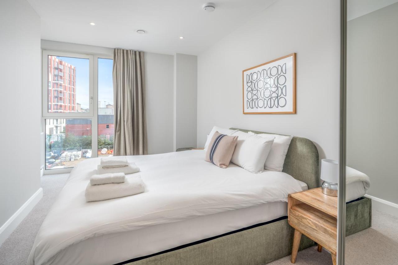 Apartment Altido New Near Battersea Power Station London