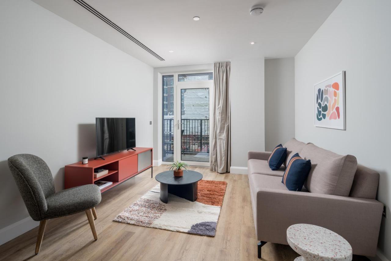 Altido New Near Battersea Power Station Apartment