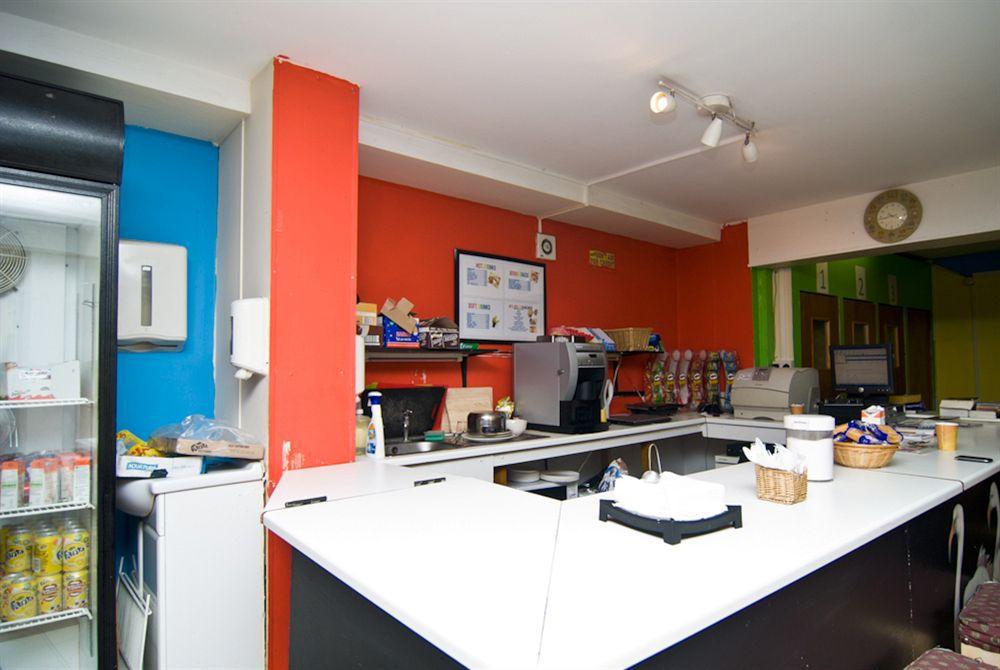 Hostal Kensal Backpackers