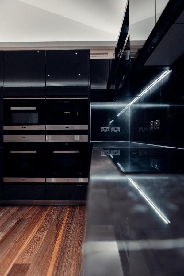 Appartement Lovely 4/bdr Penthouse W/ Lovely Views Londen