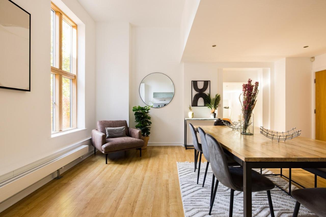 The Clapham Dream - Captivating 3bdr With Garden & Parking Apartment
