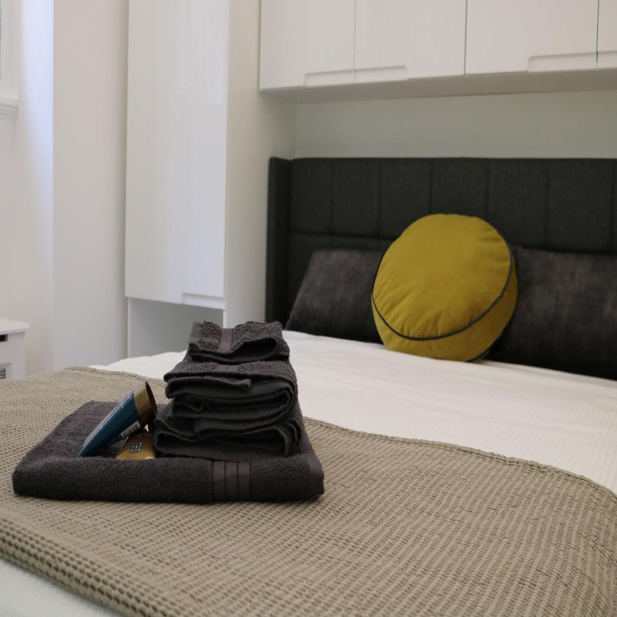 Phaedrus Living: Center Luxury Flat Clarewood Apartment London