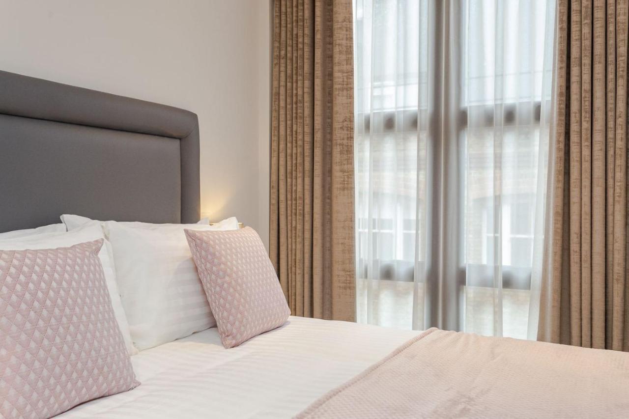 Apartment Cleveland Residences Farringdon London