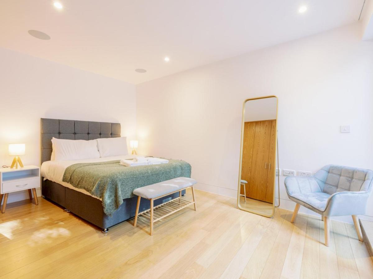 Pass The Keys - Spacious Modern Flat With Garden, In South West Сasa de vacaciones *