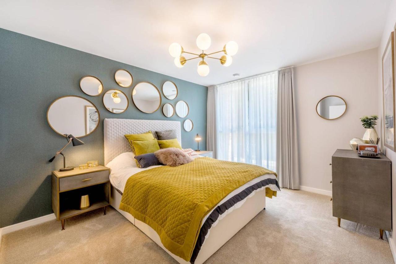 Homestay Luxury & Spacious With Hot Bath In Ultra Modern Flat