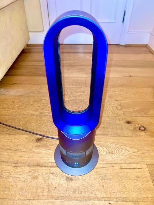 Apartment King-sized Studio, 6th Floor + Lift, Regent's Park *