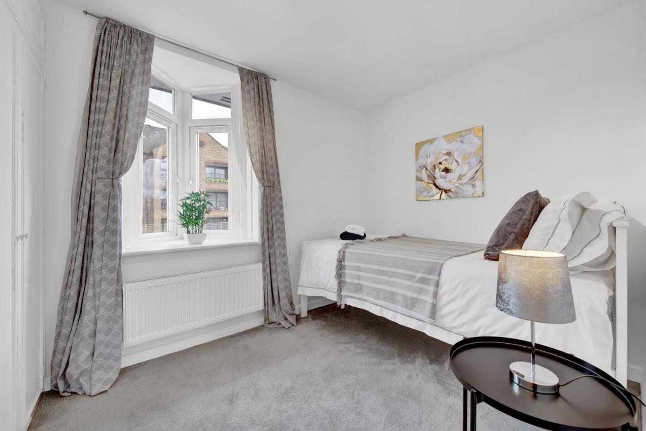 Sercasa - Island Gardens - Canary Wharf * London