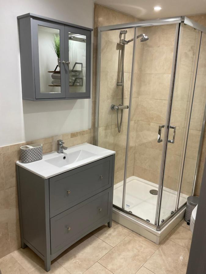 Apartment 1 Bed From London