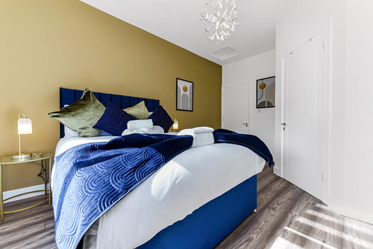 Apartamento Lovely Two Bedroom With Ensuite Bathrooms *