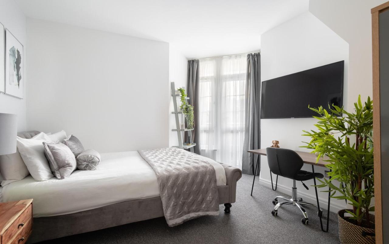 Stunning And Spacious 4 Bed Apr Next To Bricklane * Londen