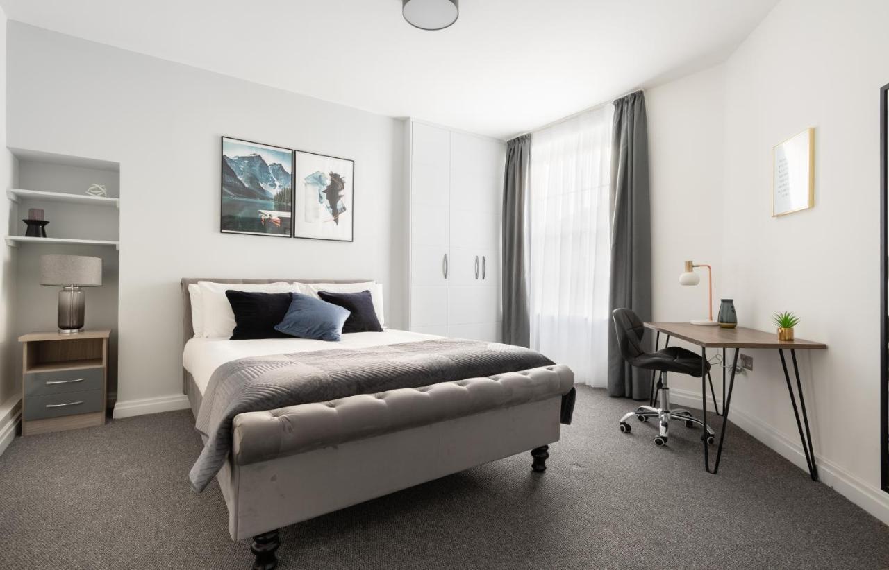 Stunning And Spacious 4 Bed Apr Next To Bricklane * Londen