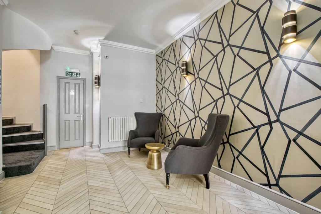 Apartment 2-bed 2-bathroom Mayfair - Maddox St *