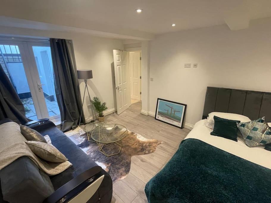 Lovely 1 Bedroom - Maida Vale Apartment