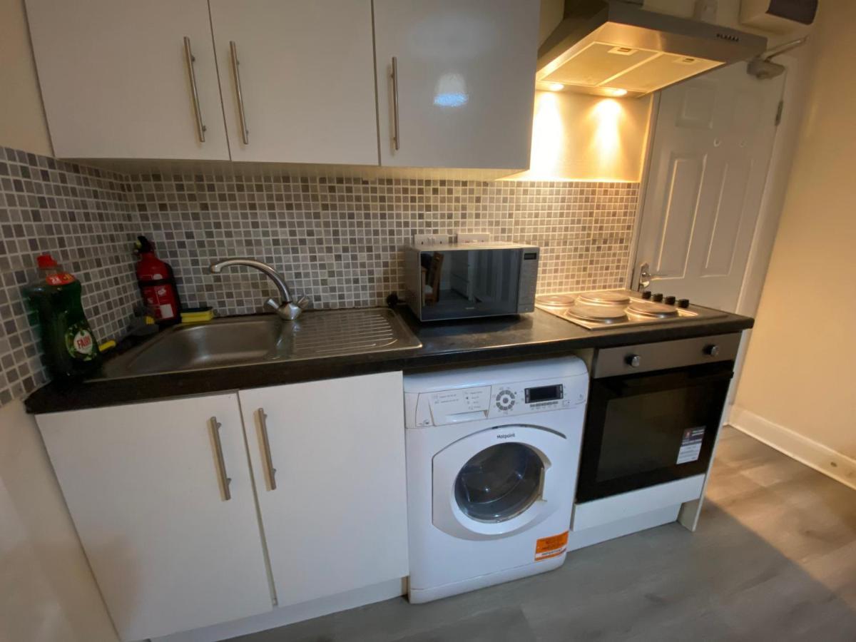 Lovely 1-bedroom Flat In Appartement *