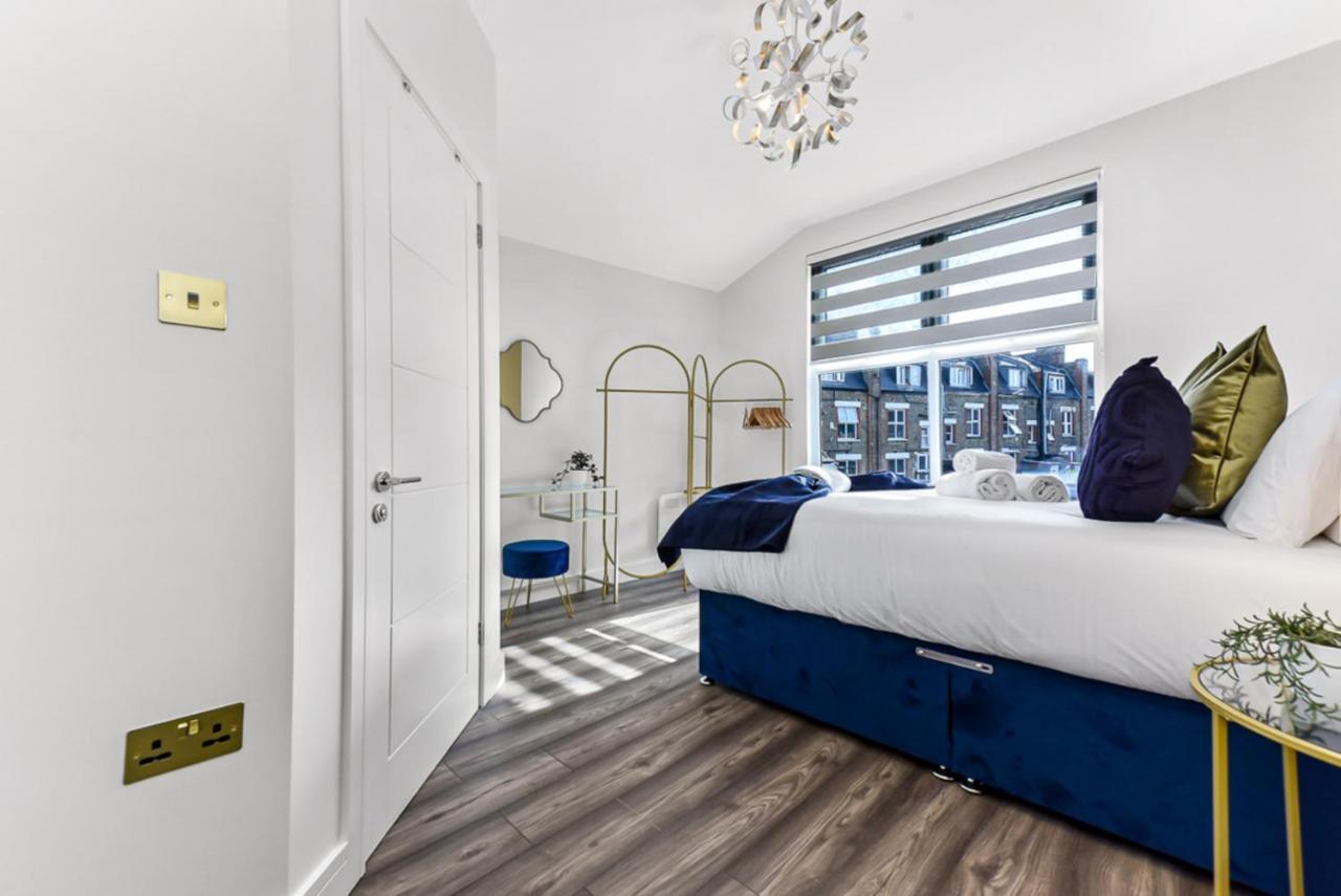 Lovely Two Bedroom With Ensuite Bathrooms Apartamento *