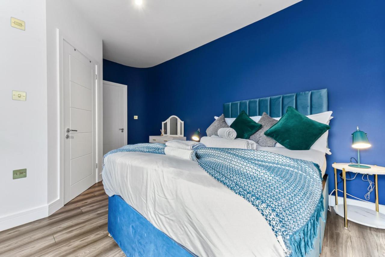 Apartamento Lovely Two Bedroom With Ensuite Bathrooms