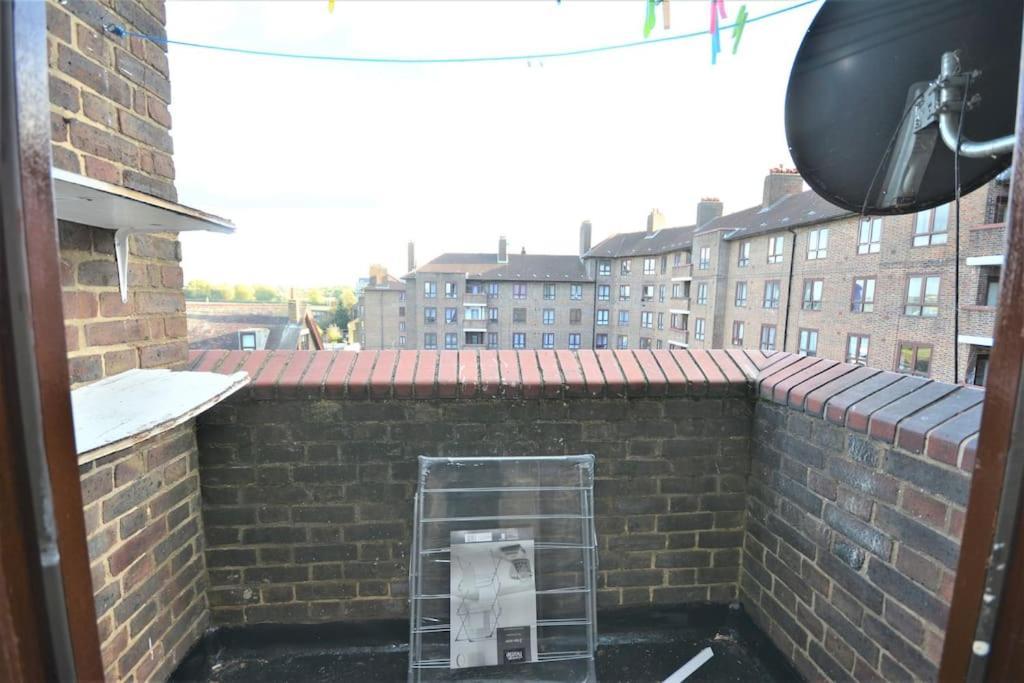 Appartement Lovely 4 Bedroom Close To The City Walking Distance From The Rivere View *