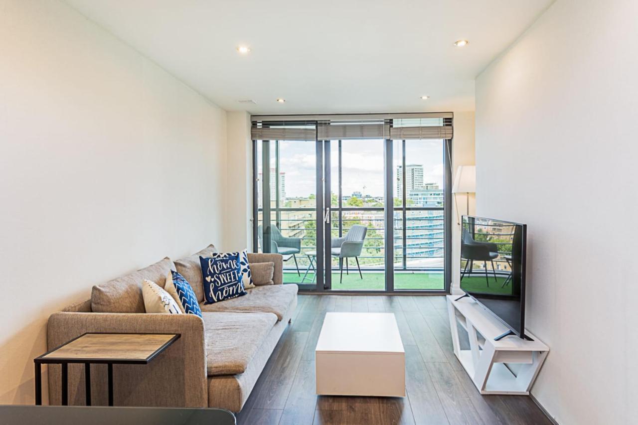 Convenient Urban Pad In Paddington Appartement Londen