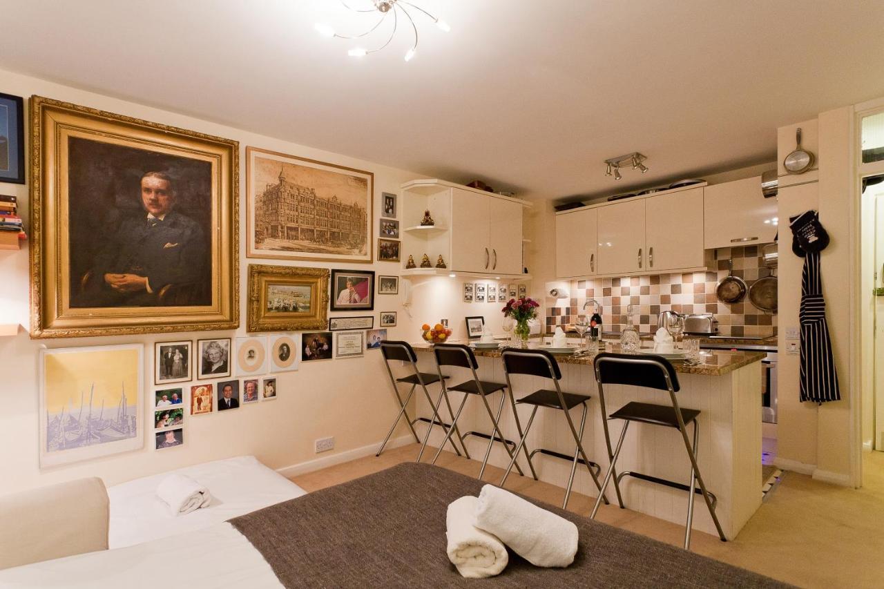 Covent Garden 1-bedroom, 6 Beds, Quiet, Office-ready, Ncs * London