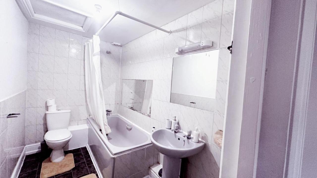 Madia Pad - By Chaps Apartamento Londres