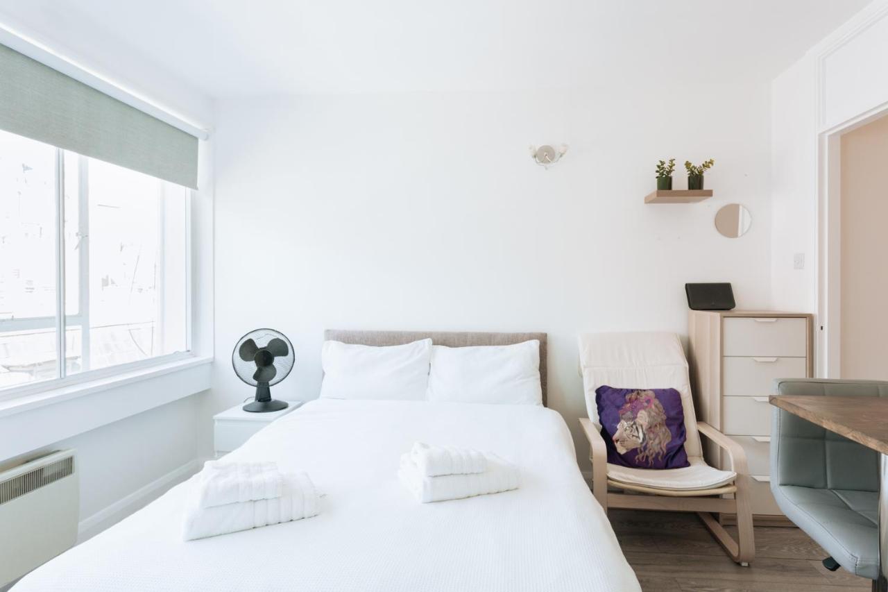 Appartement Modern Cozy Studio Flat In Zone 1.