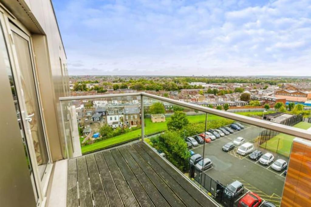 Luxury 2 Bedroom In With Free Parking Appartement