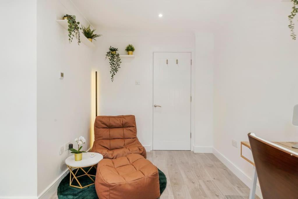 Modern 2 Bedroom In The Heart Of Appartement *