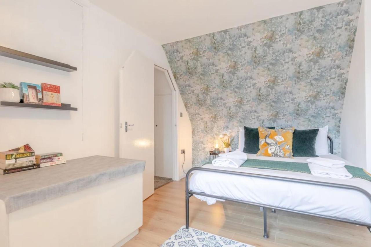 3 Bedroom House With Garden Vakantiehuis *