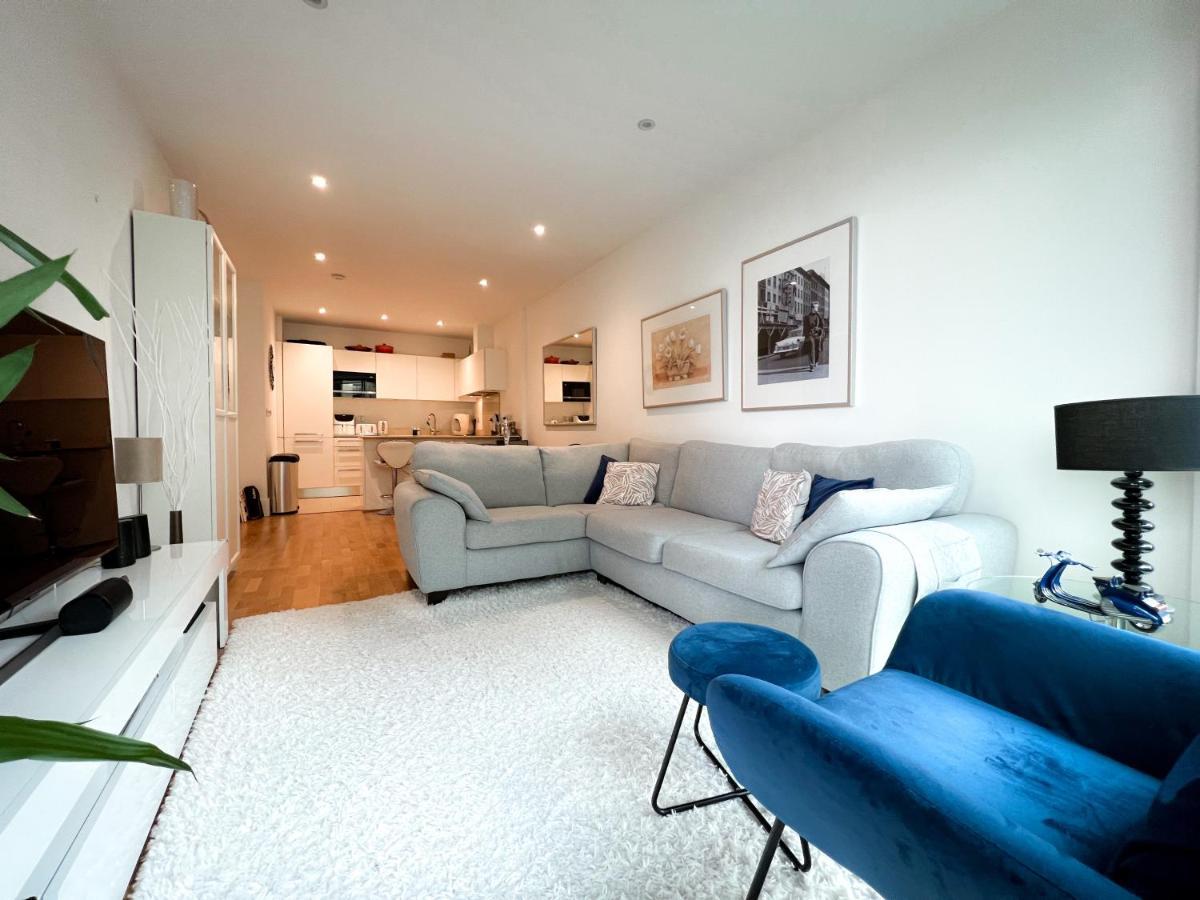 Apartment Luxury 2 Bedroom Flat 2 Bathrooms