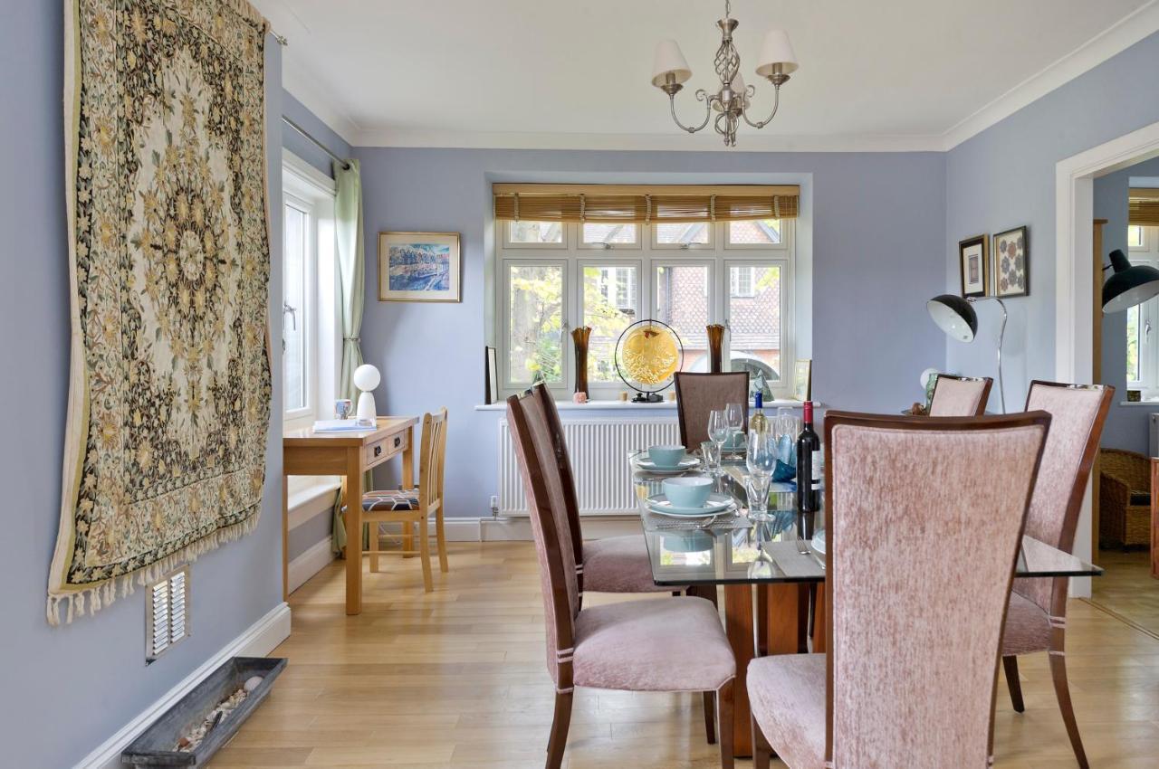 Delightful In Prime Location Near Hampstead Heath By Underthedoormat