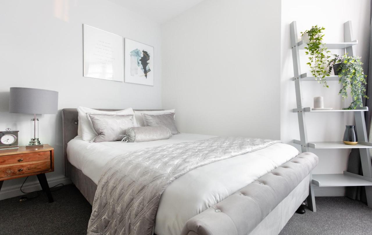 Stunning And Spacious 4 Bed Apr Next To Bricklane * Londen