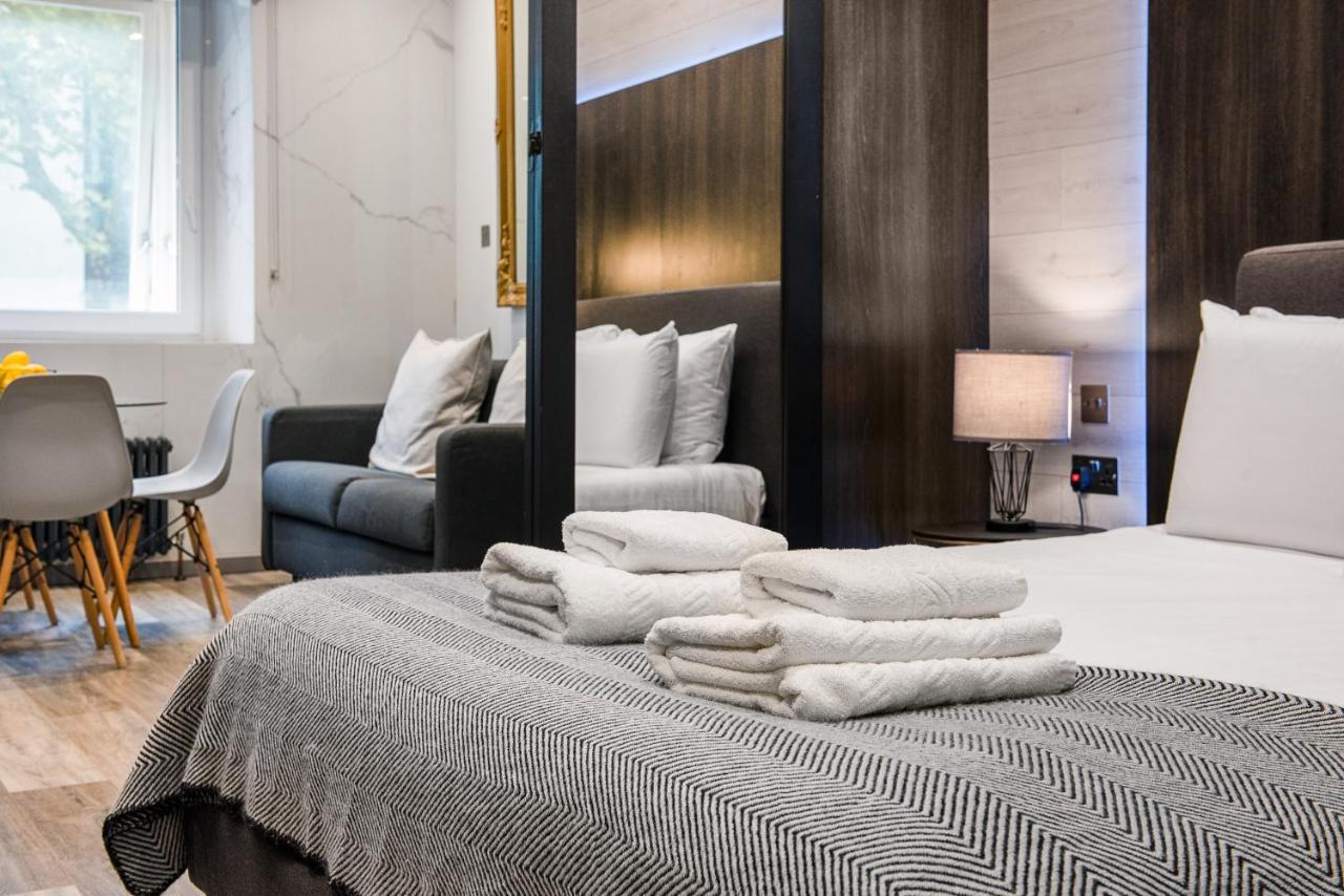 Ehthele Private Suites Apartahotel