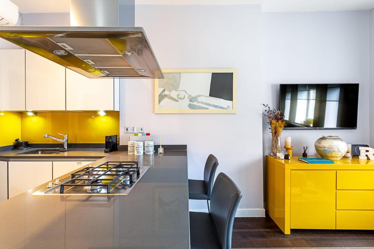 Exmouth Market Apartment *