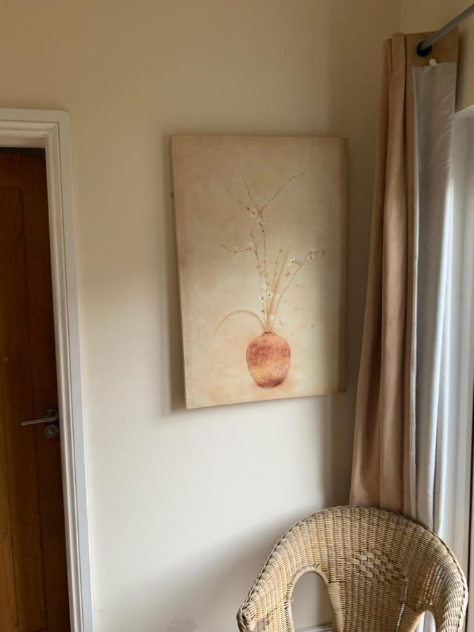 Cosy 6 Bedroom House * London