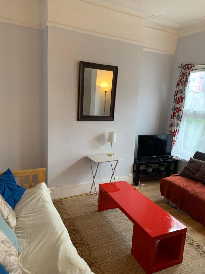 Cosy 6 Bedroom House Holiday home *