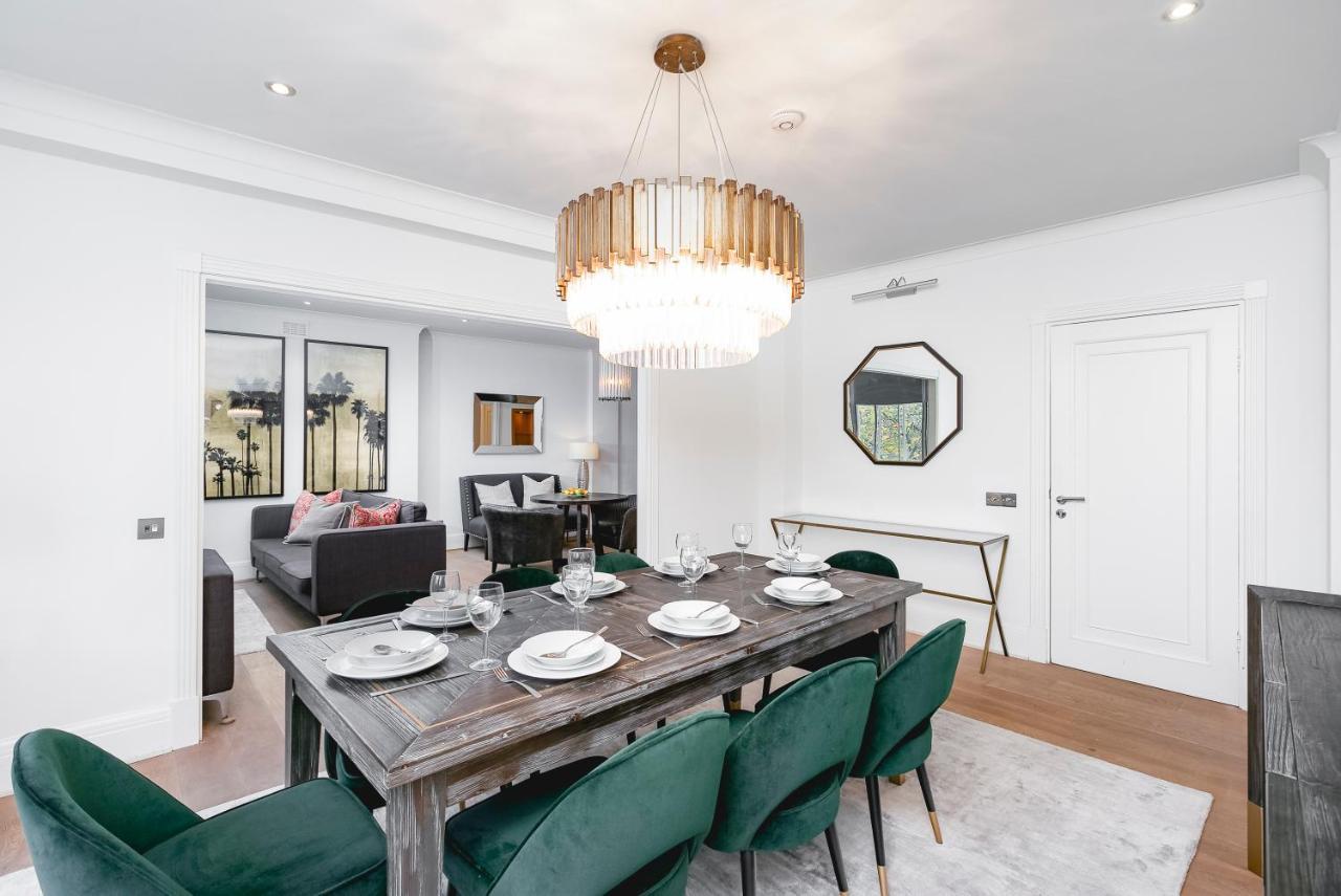 Apartment ' Luxury & Spacious Airconditioned 4 Bed 4 Bath ' London