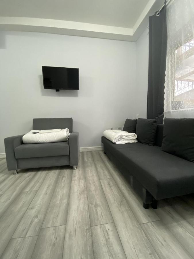 Guest house Comfortable - Cosy - Budget In Center 2*