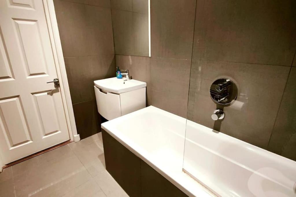 Appartement Aldgate Flats In E1. Londen