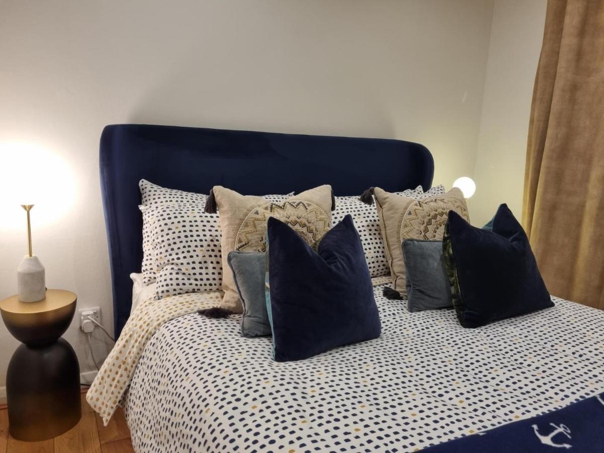 Live Like A Celebrity On Millionaire's Row Privatunterkunft *