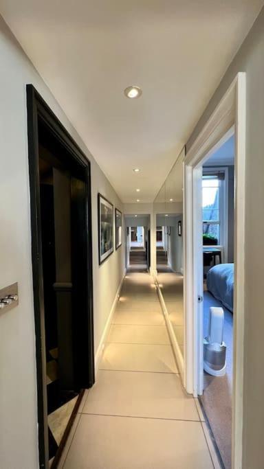 Bond Style In South Kensington Apartment