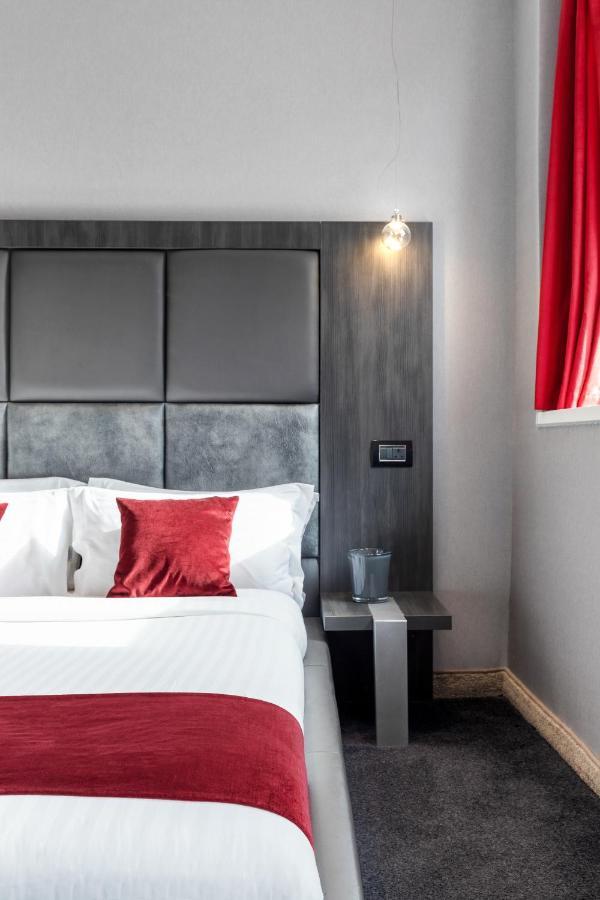 Hotel The Bryson 4*
