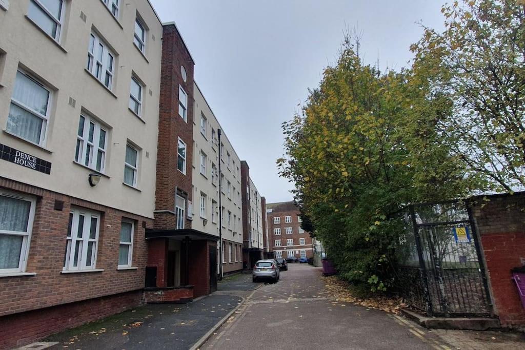 Charming Flat Near Shoreditch Apartment London