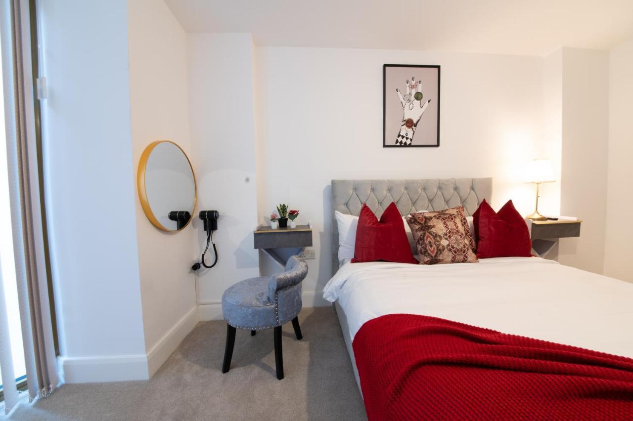 Luxury 2 Bedrooms - 2 Bathrooms - F5 *